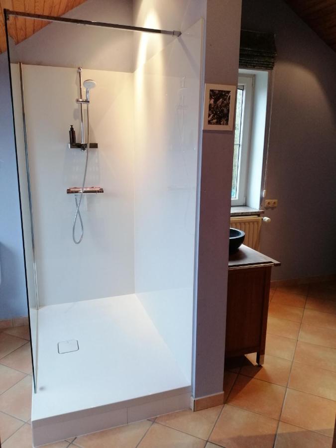 Les2Sources Bike-B&B Rochefort Bagian luar foto