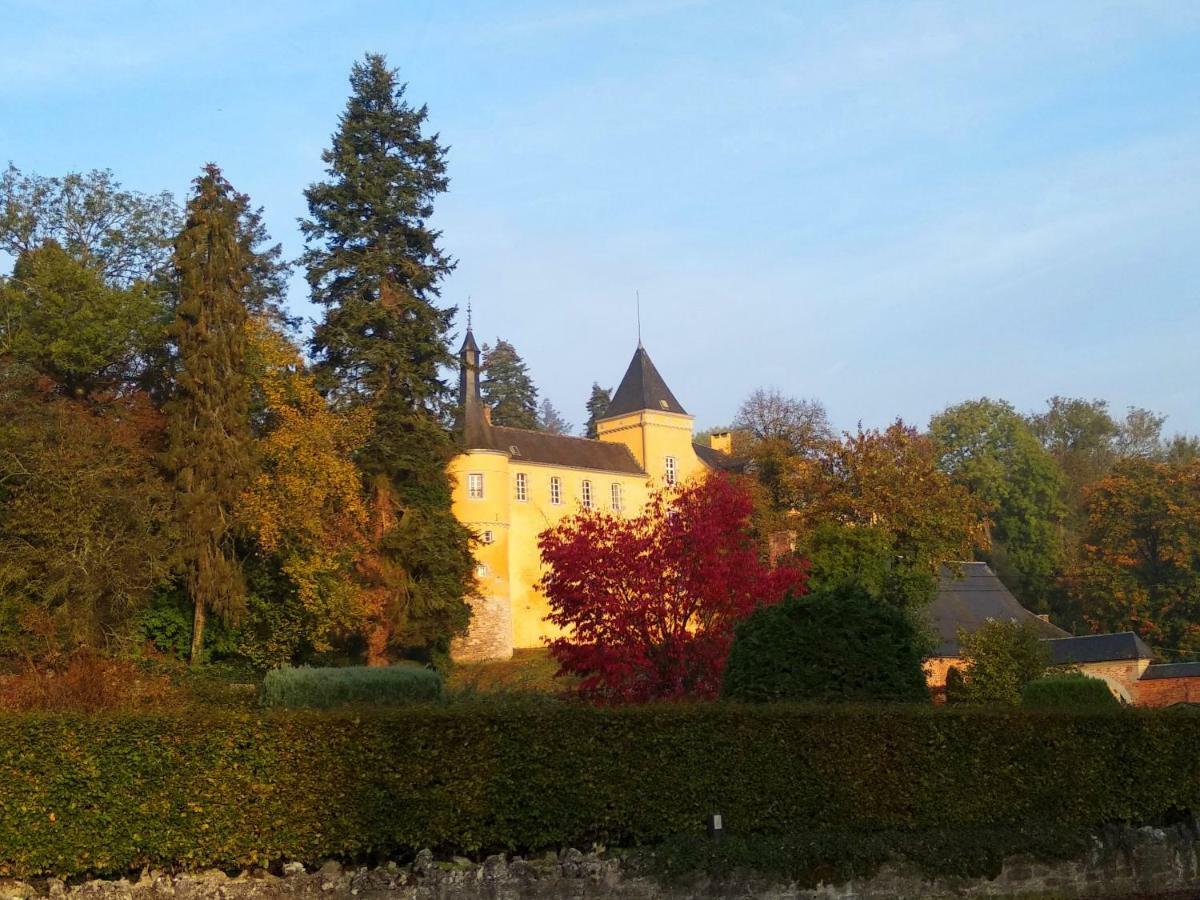 Les2Sources Bike-B&B Rochefort Bagian luar foto