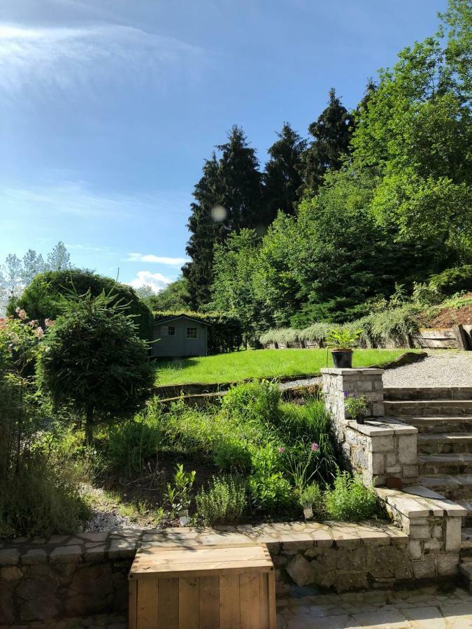 Les2Sources Bike-B&B Rochefort Bagian luar foto